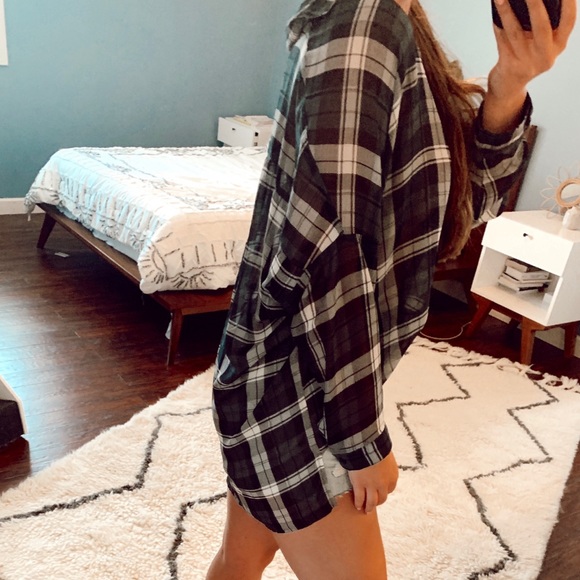 Flannel - Picture 3 of 4